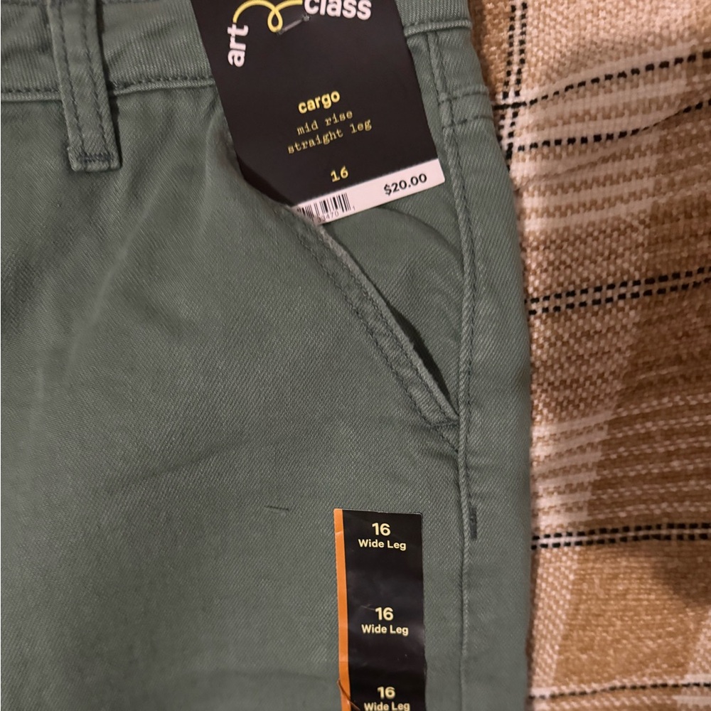 Girls cargo